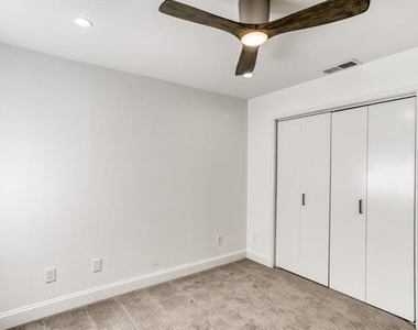 3924 Dalston Lane - Photo Thumbnail 26