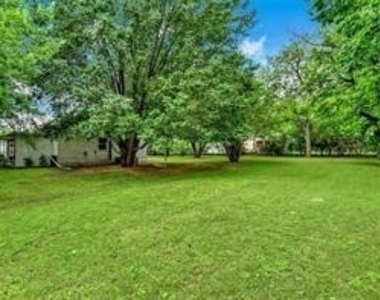 1001 Star Street - Photo Thumbnail 22