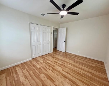 5836 Pollard Drive - Photo Thumbnail 7