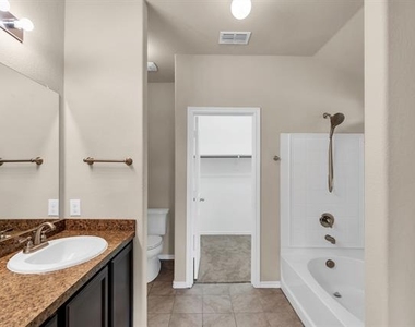 6309 Seagull Lane - Photo Thumbnail 25