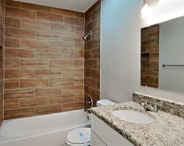 114 Liberty Drive - Photo Thumbnail 14
