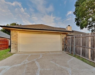 114 Liberty Drive - Photo Thumbnail 15