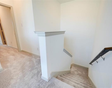 3516 Zellwood Lane - Photo Thumbnail 14