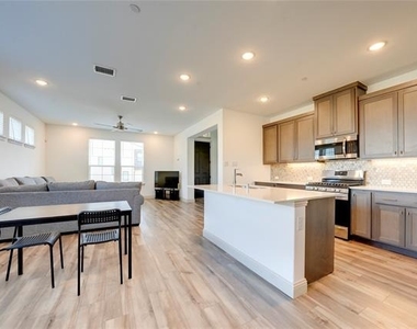 3516 Zellwood Lane - Photo Thumbnail 11