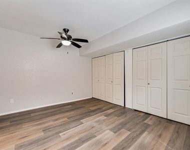 2203 Salem Drive - Photo Thumbnail 14