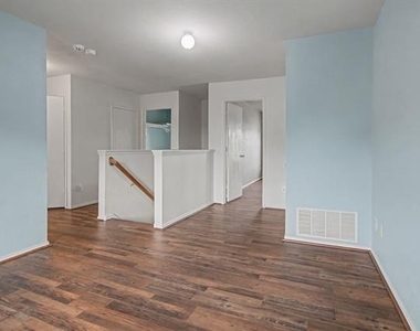5016 Meridian Lane - Photo Thumbnail 19