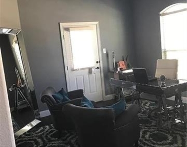 1616 Signature Drive - Photo Thumbnail 2