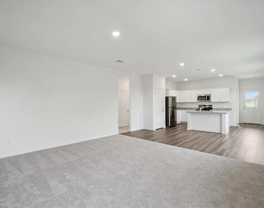 2116 Prairie Lane - Photo Thumbnail 18