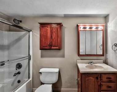 1255 Vineyard Road - Photo Thumbnail 15
