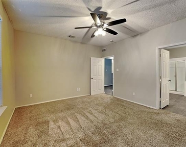2312 Gerber Drive - Photo Thumbnail 10