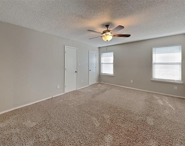 4066 Tulip Tree Drive - Photo Thumbnail 7