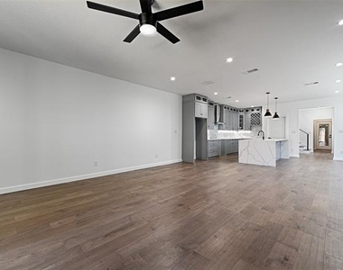 2815 Harston Street - Photo Thumbnail 12