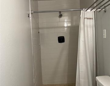 2311 Vagas Street - Photo Thumbnail 21