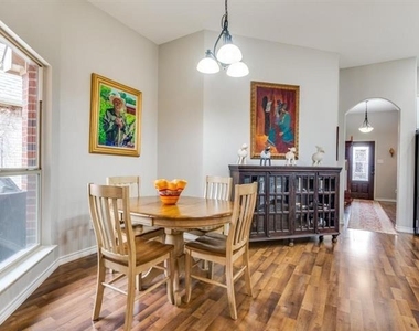 9962 Bell Rock Road - Photo Thumbnail 4