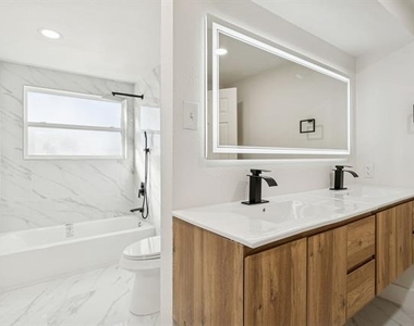 3716 Ovid Avenue - Photo Thumbnail 18