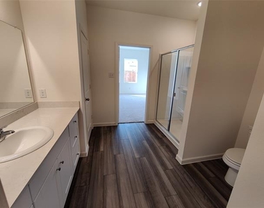 10356 Holycross Lane - Photo Thumbnail 24
