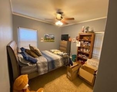 3904 Carolyn Road - Photo Thumbnail 10