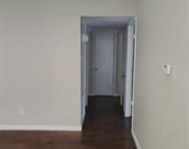3938 University Drive - Photo Thumbnail 2