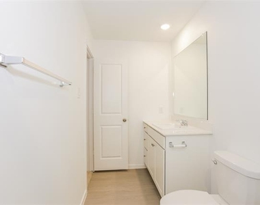 1308 Amapola Drive - Photo Thumbnail 10