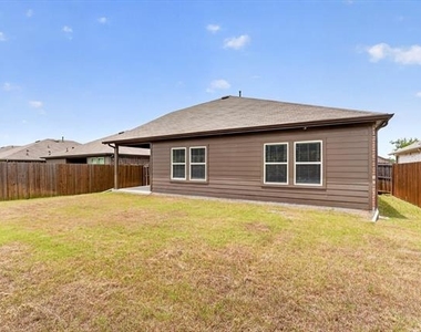 2109 Muscovy Street - Photo Thumbnail 28