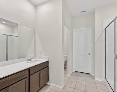 2109 Muscovy Street - Photo Thumbnail 24