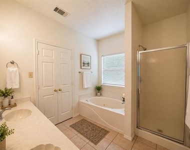 1202 Dorset Court - Photo Thumbnail 10