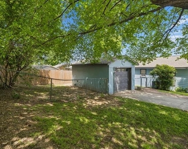 1516 Baxley Street - Photo Thumbnail 10