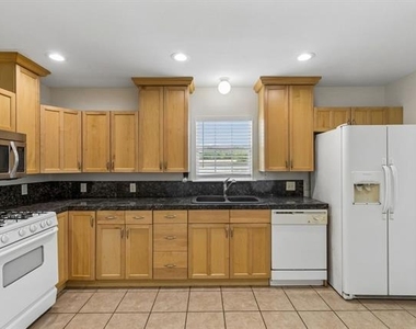 1516 Baxley Street - Photo Thumbnail 6