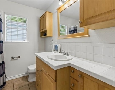 1516 Baxley Street - Photo Thumbnail 9