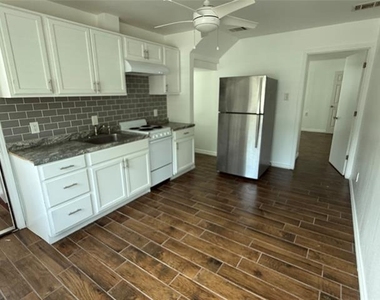 2311 Vagas Street - Photo Thumbnail 25