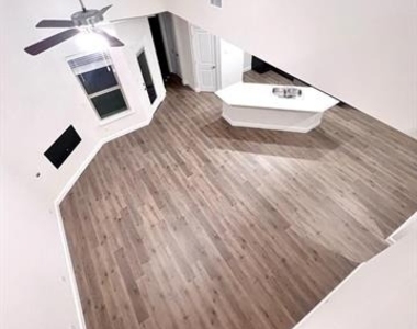 3902 Nature Court - Photo Thumbnail 4