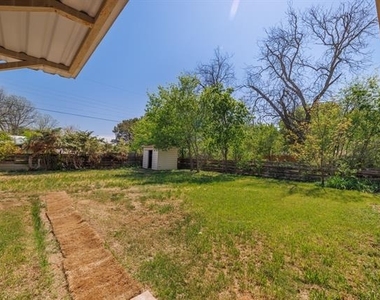 2929 Sayles Boulevard - Photo Thumbnail 27