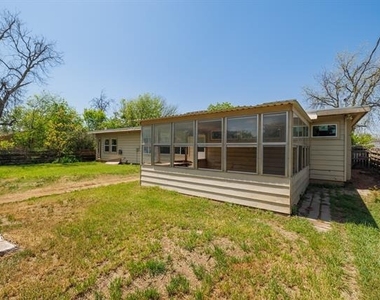 2929 Sayles Boulevard - Photo Thumbnail 34