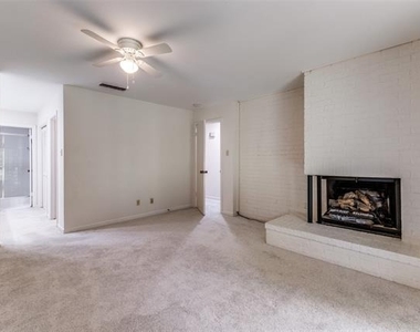 12202 Montego Plaza - Photo Thumbnail 16