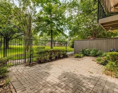 12202 Montego Plaza - Photo Thumbnail 24