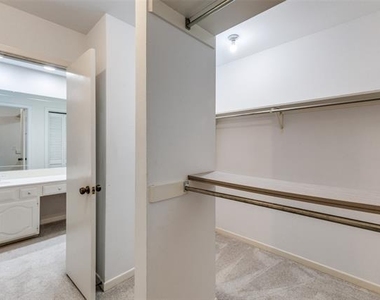 12202 Montego Plaza - Photo Thumbnail 19