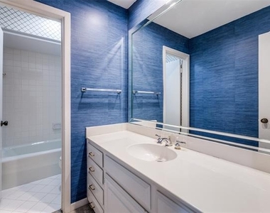 12202 Montego Plaza - Photo Thumbnail 22