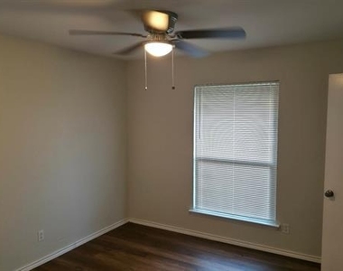 5722 Old Ox Road - Photo Thumbnail 5