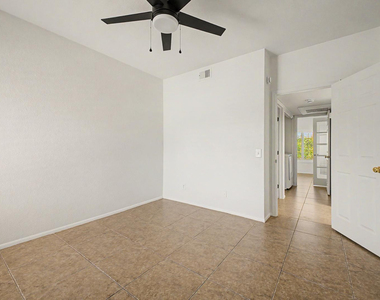 11666 N 28th Drive - Photo Thumbnail 20