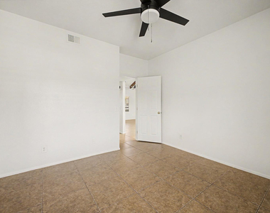 11666 N 28th Drive - Photo Thumbnail 18
