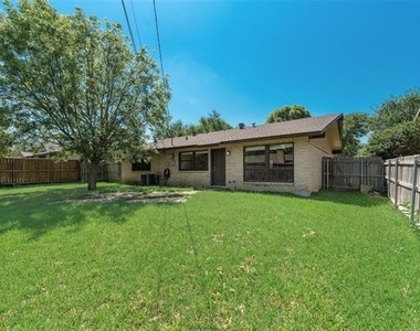 908 Prestwick Lane - Photo Thumbnail 21