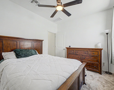 8345 W Fulton Street - Photo Thumbnail 3