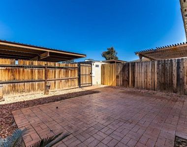 3109 W Harmont Drive - Photo Thumbnail 22