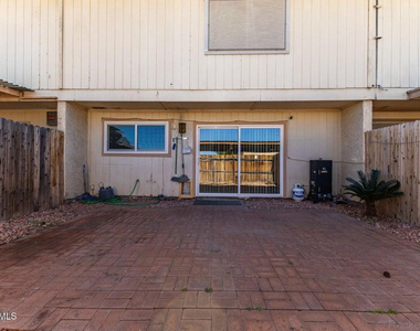 3109 W Harmont Drive - Photo Thumbnail 21