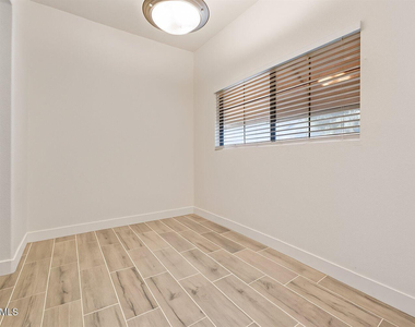 3434 E Baseline Road - Photo Thumbnail 11