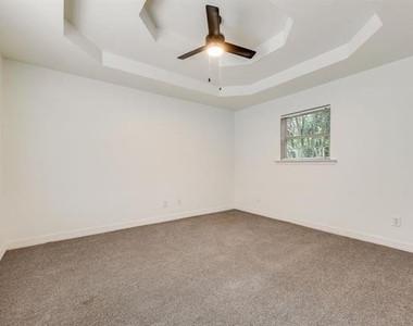 115 Idle Creek Court - Photo Thumbnail 18