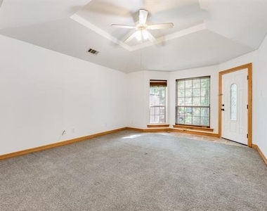 115 Idle Creek Court - Photo Thumbnail 21