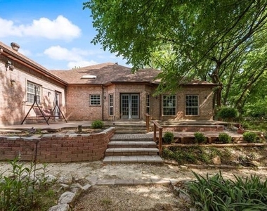 115 Idle Creek Court - Photo Thumbnail 29