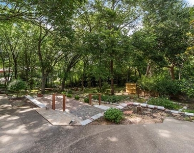 115 Idle Creek Court - Photo Thumbnail 28