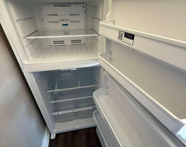 2082 N Cougar Place - Photo Thumbnail 16